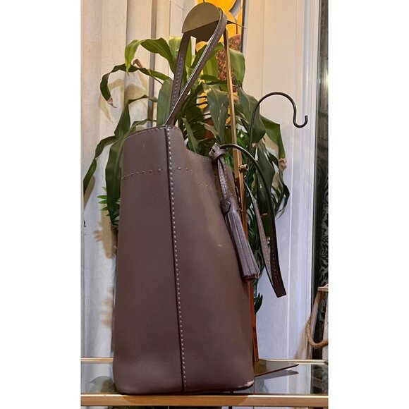 AUTHENTIC TORY BURCH TAUPE MCGRAW SHOULDER BAG - Picture 5 of 13